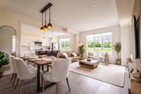 Spotless 5 bed and 4 bath with Wi-Fi and 1hr to Niagara